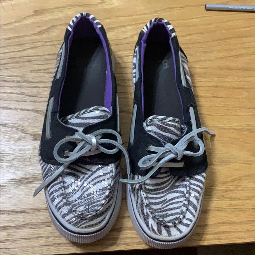 Fun zebra flats
